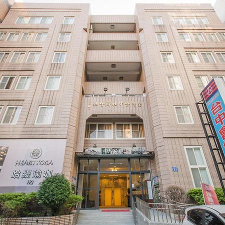 אפרטהוטל Taichung Hall מראה חיצוני תמונה
