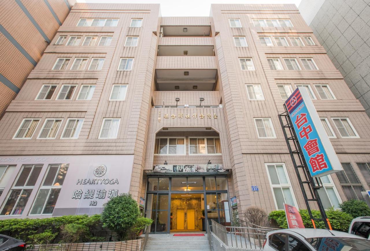 אפרטהוטל Taichung Hall מראה חיצוני תמונה